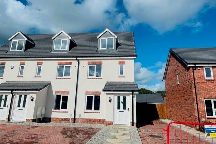 3 Bedroom Property To Rent In Rosemary Hill, Newcastle, ST5