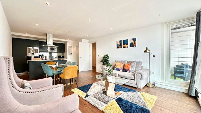 2 Bedroom Flat For Sale In The Oxygen, Western Gateway, London, E16