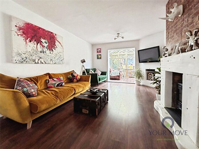 3 Bedroom Terraced House To Rent In Lyttleton Avenue, Bromsgrove, Worcestershire, B60