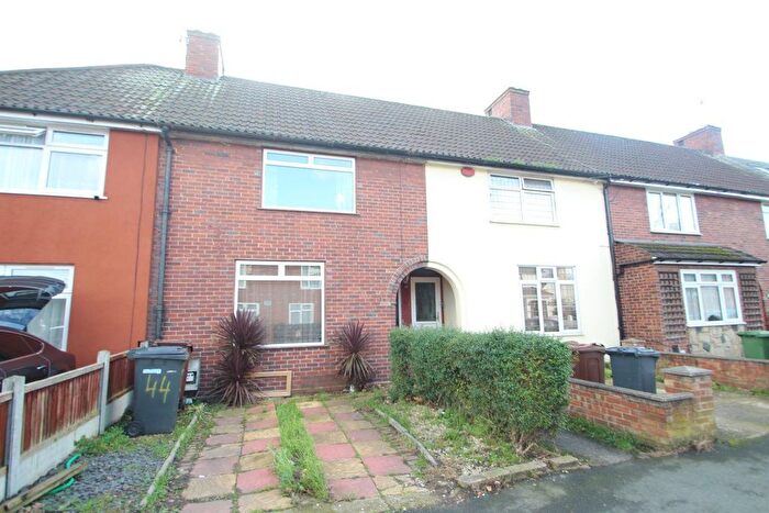 2 Bedroom Property To Rent In Neasham Road, Becontree, Dagenham, RM8