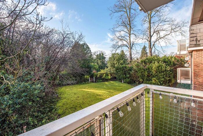 2 Bedroom Apartment For Sale In Victoria Court, Andover, SP10