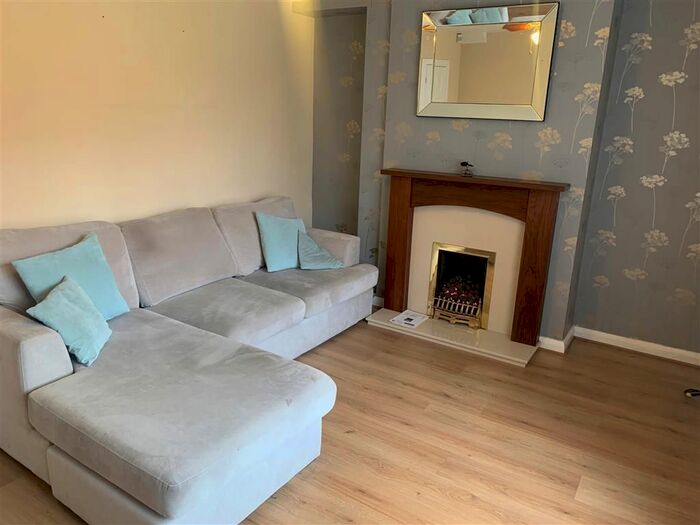 3 Bedroom Property To Rent In Beckley Road, Nottingham, NG8