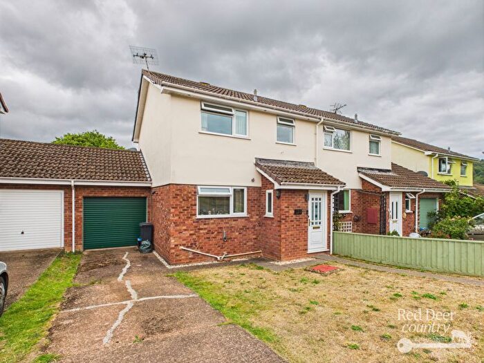 3 Bedroom Semi-Detached House For Sale In Regents Way, Minehead, TA24