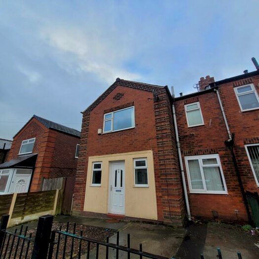 3 Bedroom Property To Rent In Clively Avenue, Swinton, Manchester, M27