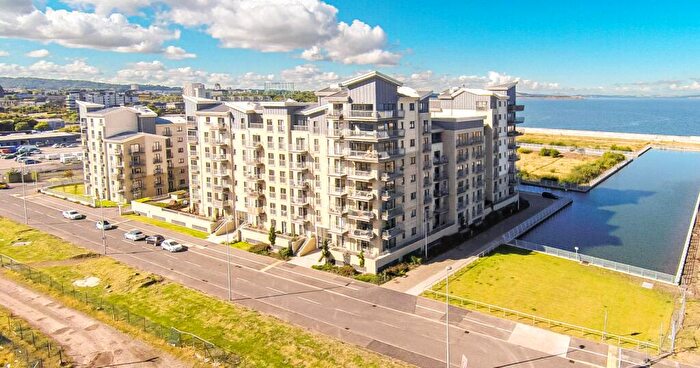2 Bedroom Flat For Sale In / Hesperus Broadway, Edinburgh, EH5