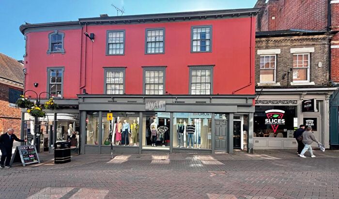 2 Bedroom Apartment To Rent In Abbeygate Street, Town Location, IP33