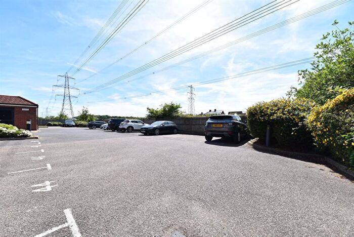 1 Bedroom Flat For Sale In Great Gables, Stevenage, SG1