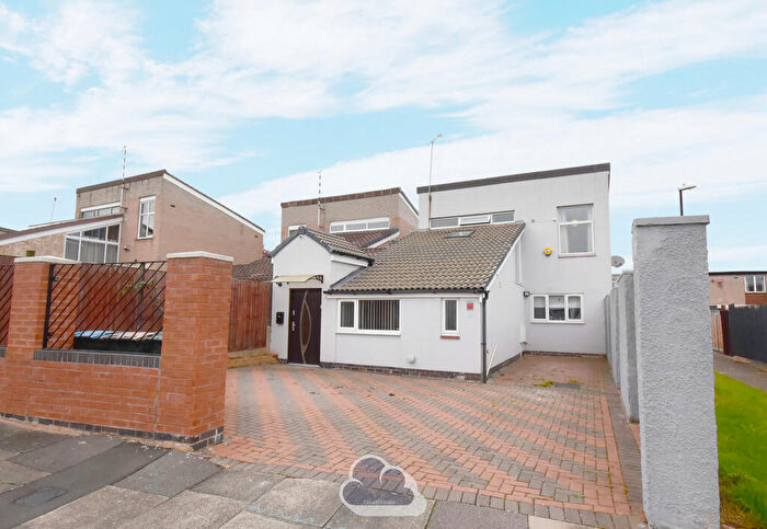 4 Bedroom Detached House For Sale In Cressage Road, Coventry, CV2