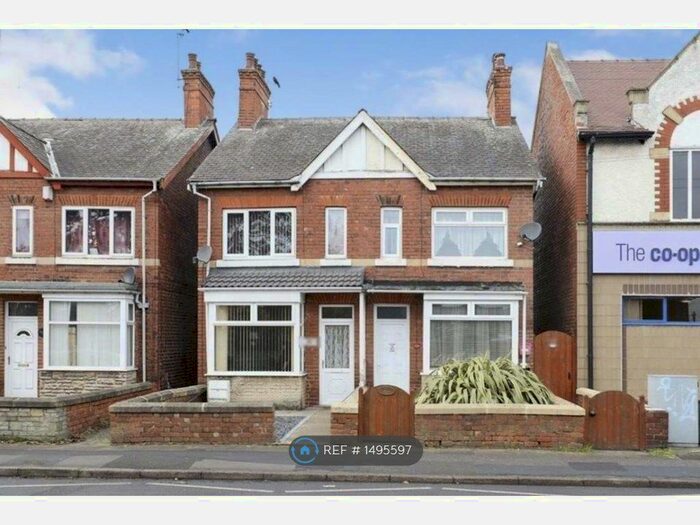 3 Bedroom Semi-Detached House To Rent In Gateford Road, Worksop, S81