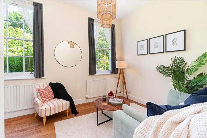 1 Bedroom Flat For Sale In Elderwood Place, West Norwood, London, SE27