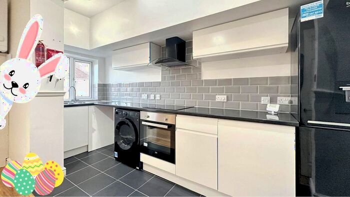 1 Bedroom Flat To Rent In Coldharbour Road, Westbury Park, Bristol, BS6