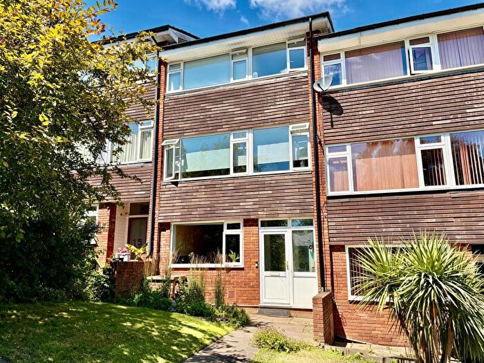 4 Bedroom Property To Rent In Grassmount, Forest Hill, London, SE23
