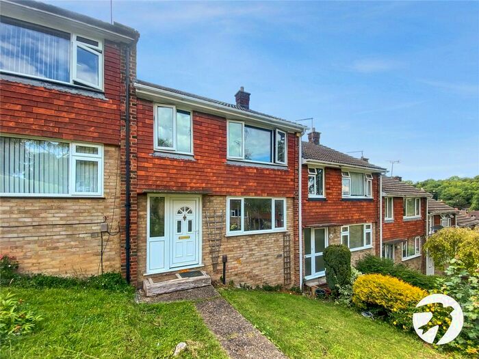 3 Bedroom Terraced House To Rent In Sundridge Drive, Chatham, Kent, ME5