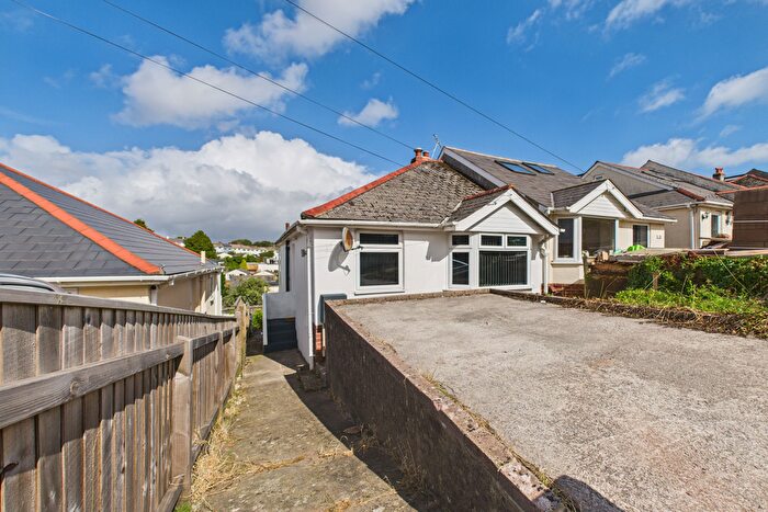 2 Bedroom Semi-detached Bungalow For Sale In Berry Drive, Paignton, TQ3
