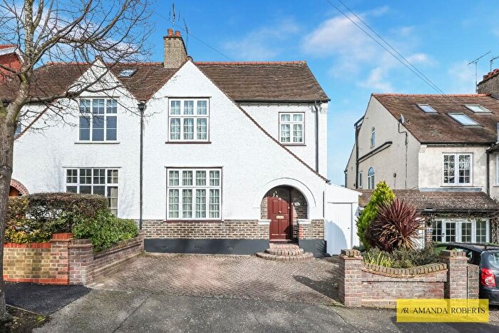 3 Bedroom Semi Detached House For Sale In Connaught Avenue, London, E4