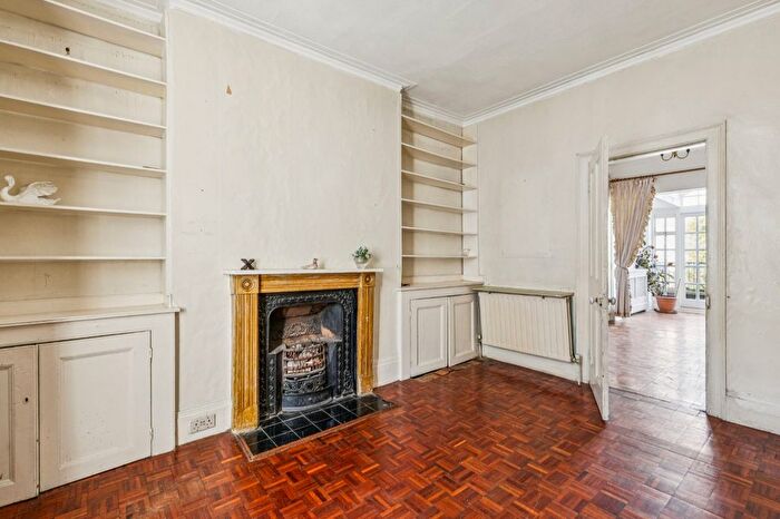 3 Bedroom Property For Sale In Graham Terrace, Belgravia, SW1W