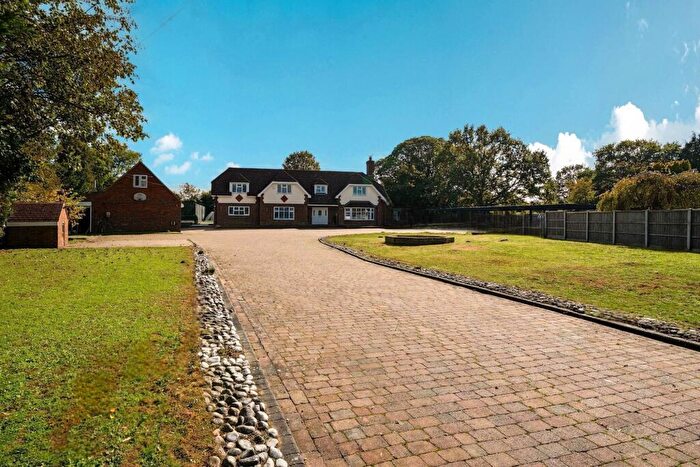 5 Bedroom Detached House For Sale In Sole Street, Cobham, Gravesend, Kent., DA13