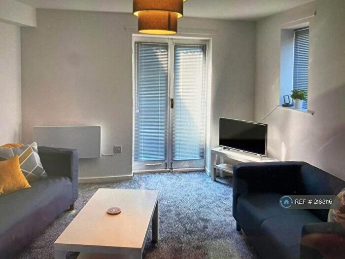 3 Bedroom Flat To Rent In Charlotte Mews, Newcastle Upon Tyne, NE1