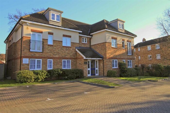 2 Bedroom Flat To Rent In Appleby Close, Hillingdon, UB8