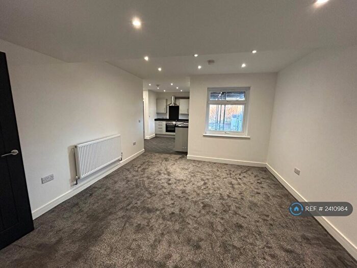 2 Bedroom Flat To Rent In Watson Road, Worksop, S80