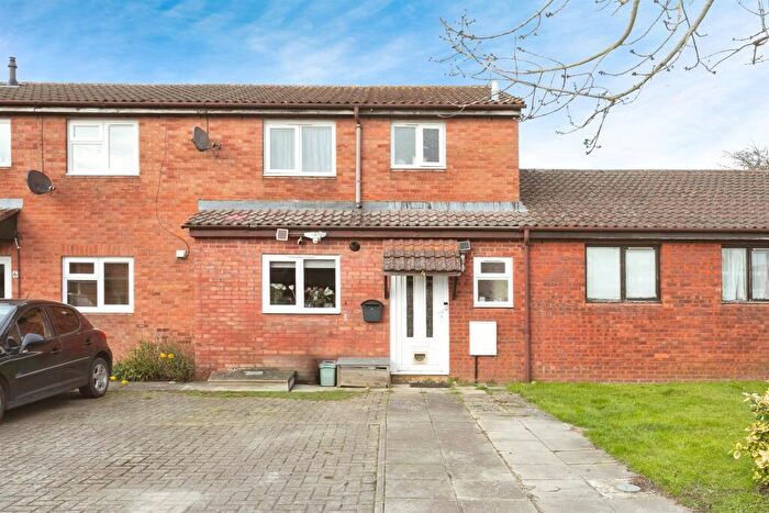 3 Bedroom Terraced House For Sale In Springfields Close, Padbury, Buckingham, MK18