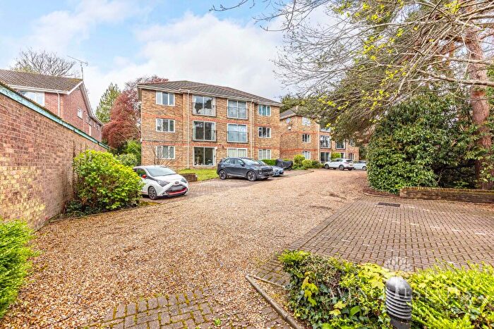 2 Bedroom Apartment For Sale In Surrey Road, Poole, Dorset, BH12