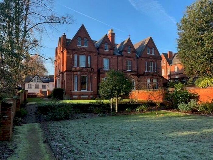 2 Bedroom Apartment To Rent In Lenton Avenue, Nottingham, NG7