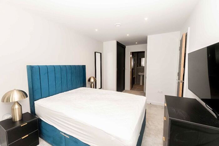 2 Bedroom Apartment To Rent In Greengate, Manchester, Greater Manchester, M3