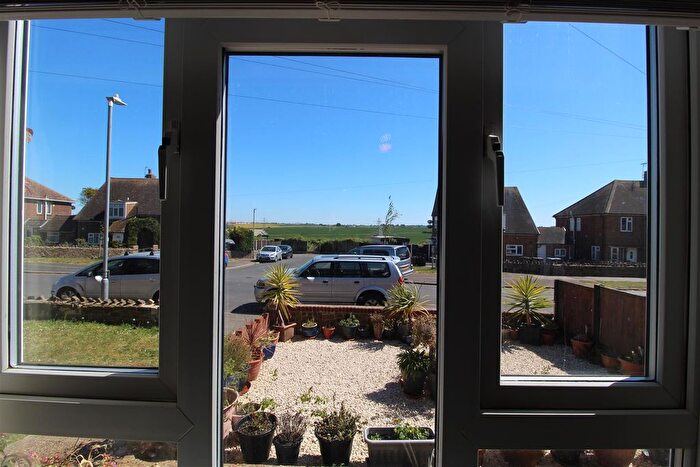 2 Bedroom Terraced House For Sale In Kingston Avenue, Margate, CT9 - Photo 1