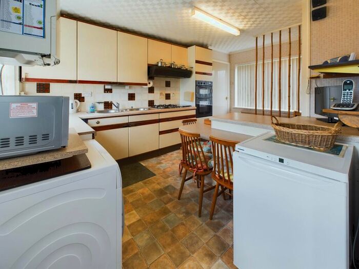4 Bedroom Detached House For Sale In Summerleaze, Lydney, GL15