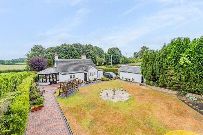 2 Bedroom Detached Bungalow For Sale In Wrexham Road, Pentre Bychan, LL14