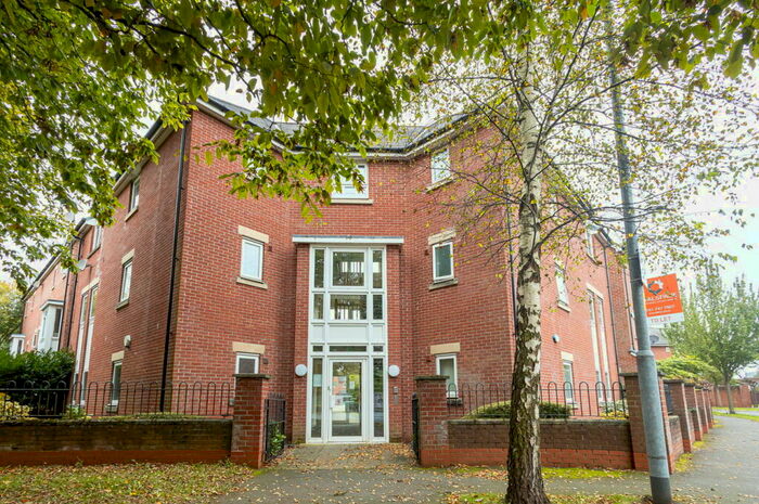 2 Bedroom Apartment To Rent In Bold Street, Hulme, Manchester, M15