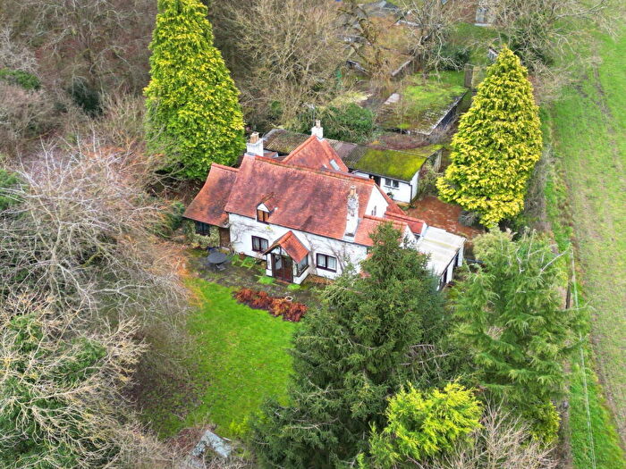 4 Bedroom Detached House For Sale In Tanners Green Lane, Wythall, B47