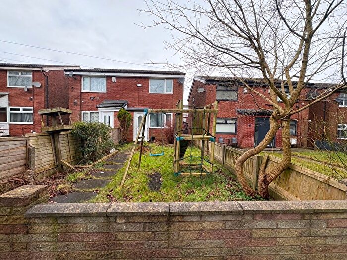 2 Bedroom Semi Detached House To Rent In Chancery Walk, Chadderton, Oldham, OL9
