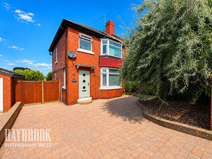 3 Bedroom Semi-Detached House For Sale In Allendale Road, Herringthorpe, S65