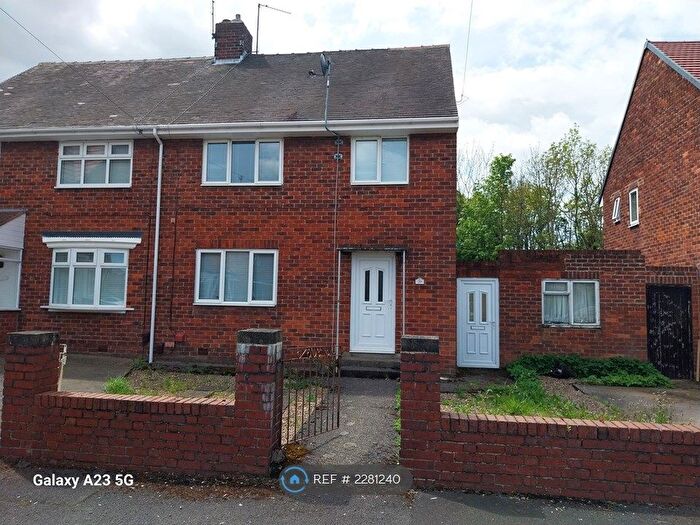 3 Bedroom Semi-Detached House To Rent In Avondale, Sunderland, SR4