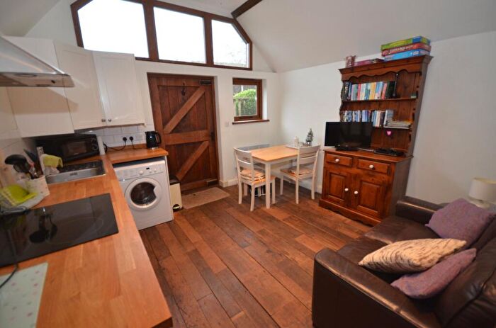 3 Bedroom Terraced House For Sale In High Street, Downton, Salisbury, Wiltshire, SP5