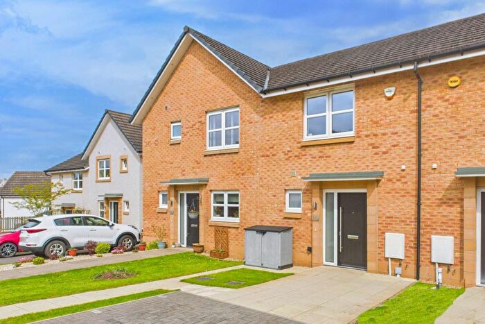 2 Bedroom Terraced House For Sale In Black Grouse Grove, Ferniegair, ML3