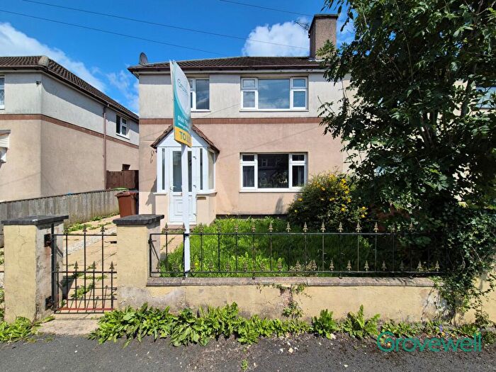 3 Bedroom Semi-Detached House To Rent In Regent Crescent, Failsworth, Manchester, M35