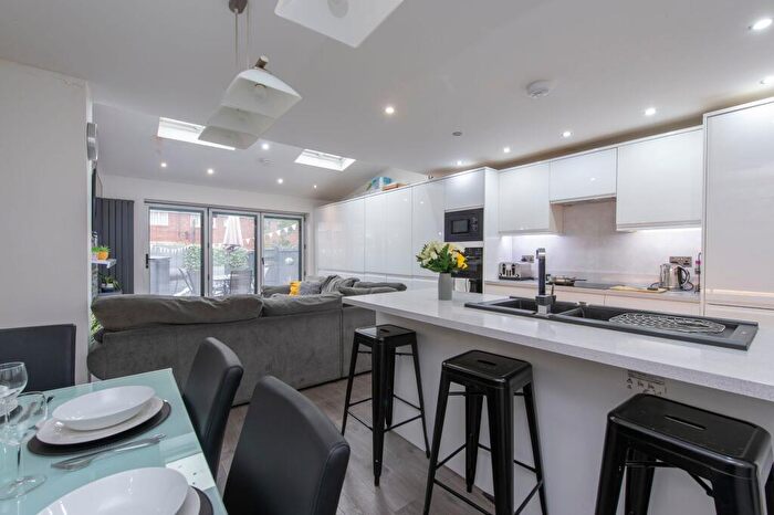4 Bedroom House To Rent In Radnor Road, London, SE15