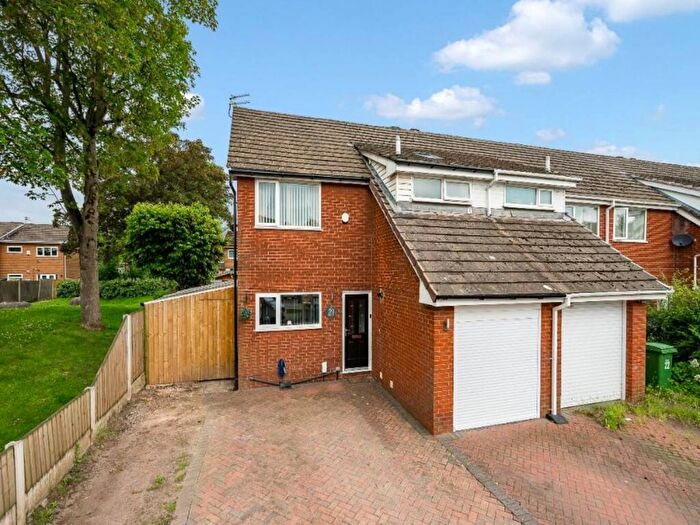 3 Bedroom End Of Terrace House For Sale In Blackburne Close, Warrington, Cheshire, WA2