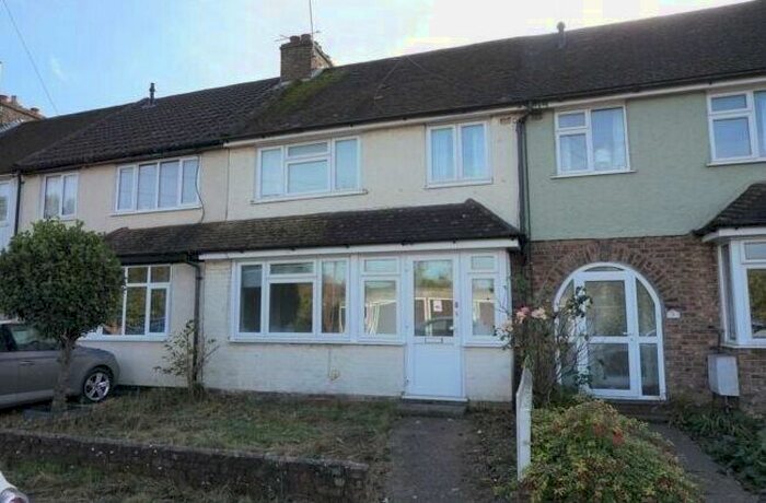 3 Bedroom Property To Rent In Coombe Avenue, Sevenoaks, Kent, TN14
