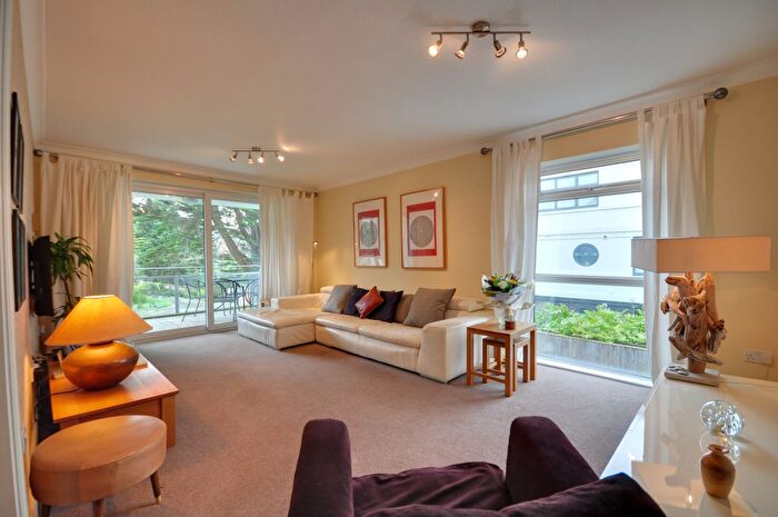 2 Bedroom Flat To Rent In Banks Road, Sandbanks, Poole, BH13