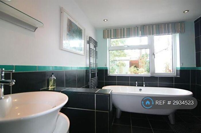 2 Bedroom Terraced House To Rent In Cleeveland Street, Cheltenham, GL51