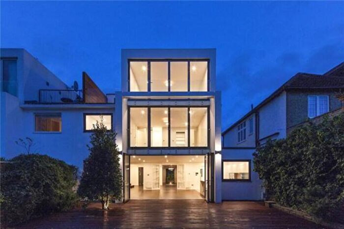 5 Bedroom House For Sale In Alverstone Road, Queens Park, NW2