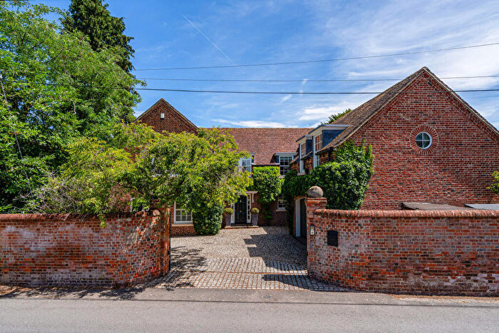 5 Bedroom Detached House For Sale In High Street, Newbury, RG20