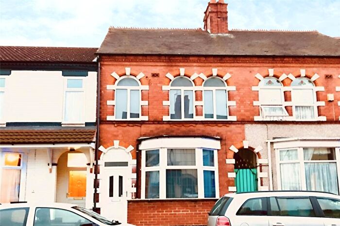 3 Bedroom Terraced House To Rent In Edward Street, Nuneaton, Warwickshire, CV11