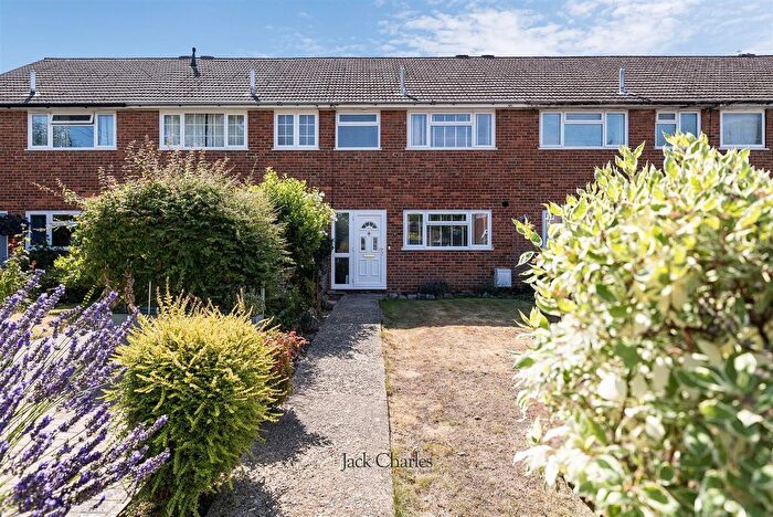 3 Bedroom Terraced House For Sale In Waterslippe, Hadlow, Tonbridge, TN11