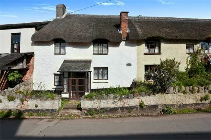 3 Bedroom Cottage For Sale In Deane Road, Stokeinteignhead, Newton Abbot, TQ12