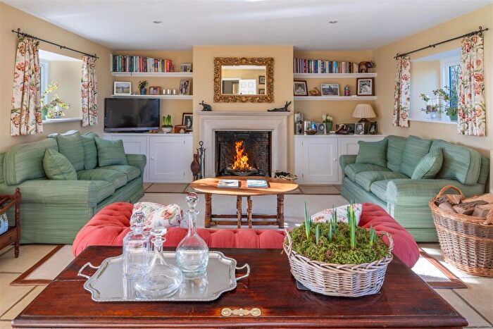 4 Bedroom Barn Conversion For Sale In Eastleach, Gloucestershire, GL7